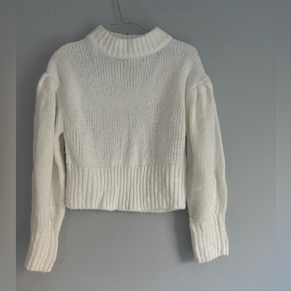 H&M Divided White Cropped Knit Sweater Girls